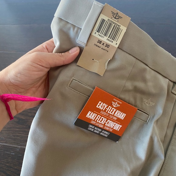 Men’s Brand new with tags Khaki pants - Picture 2 of 2